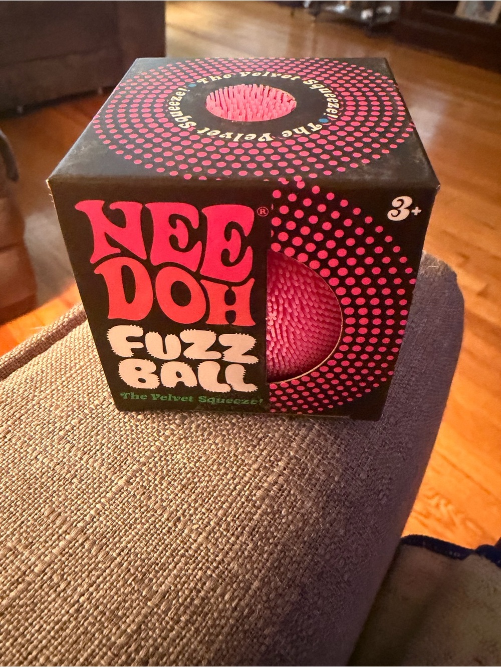 Fuzz Ball Velvet Squeezer - Pink